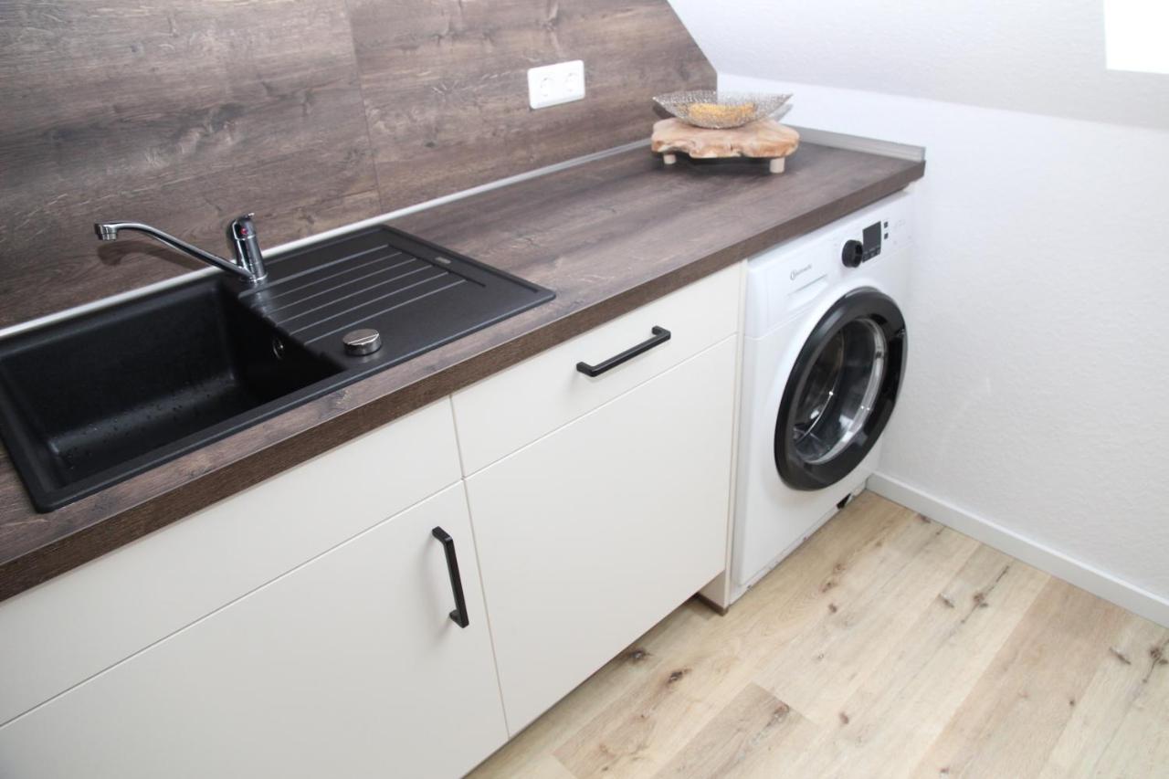 Watt A Feeling Apartment Греетзиел Екстериор снимка